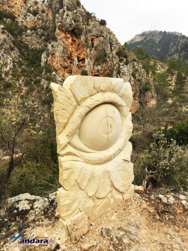 Una de las esculturas de Bogarra
