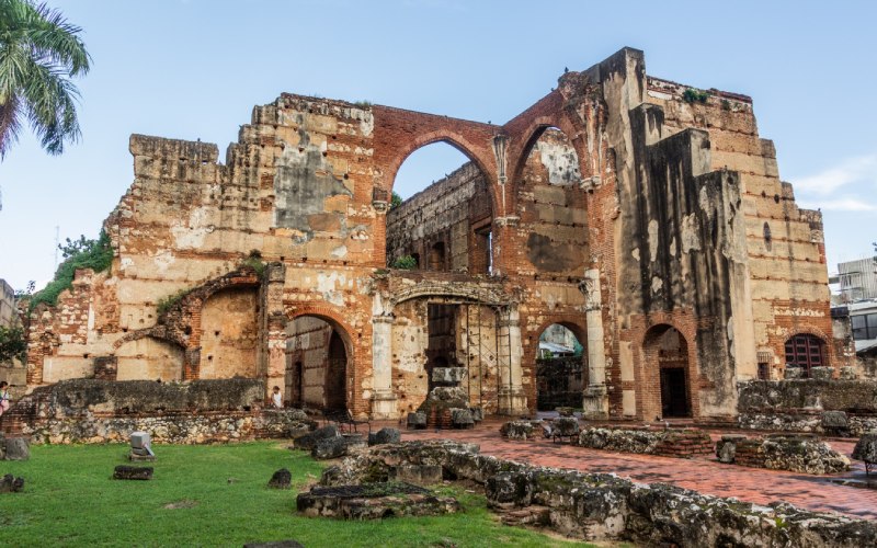 Ruinas del hospital de San Nicolás de Bari