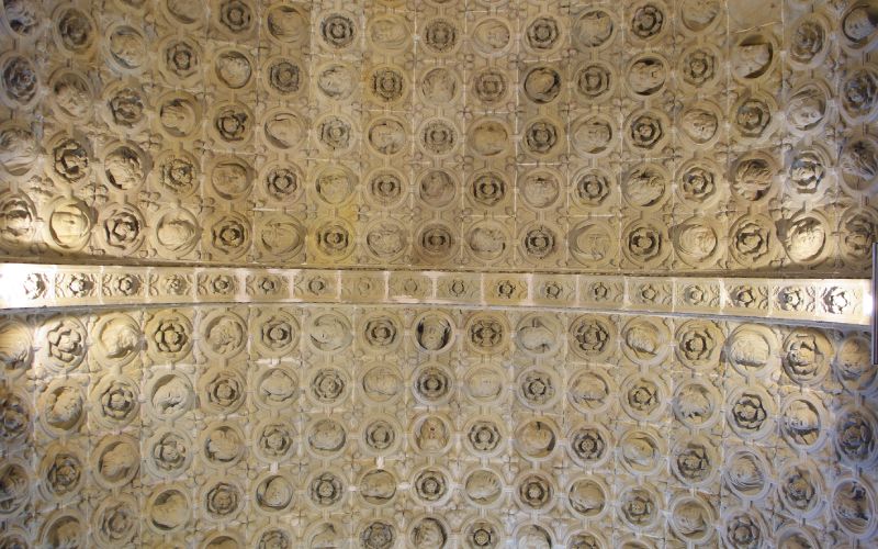 Detalles de la sacristía de las Cabezas