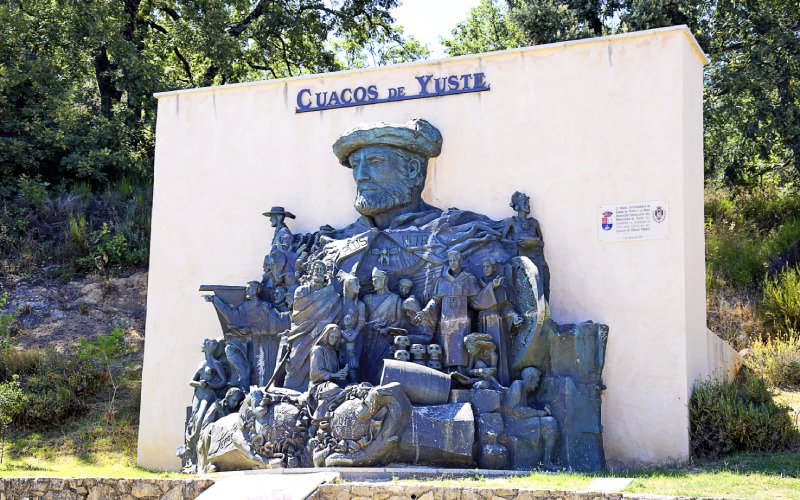 Monumento a Carlos I de España y V del Sacro Imperio Romano Germánico