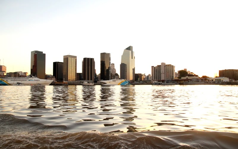 Buenos Aires desde el río de la Plata