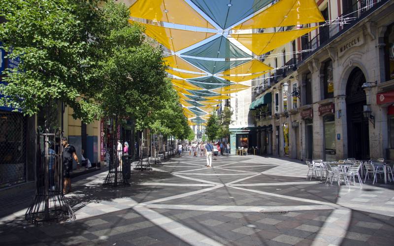 Calle Arenal