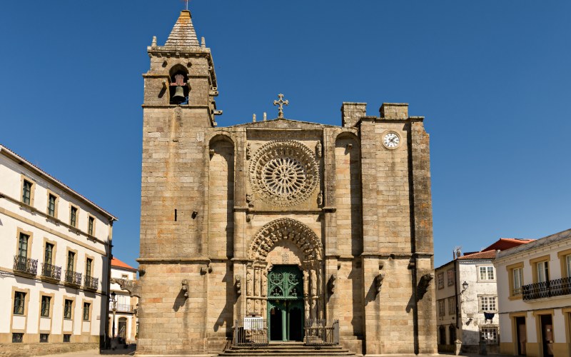 Iglesia de San Martiño de Noia