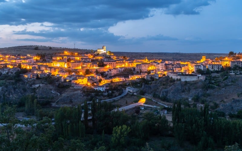 Sepúlveda al anochecer