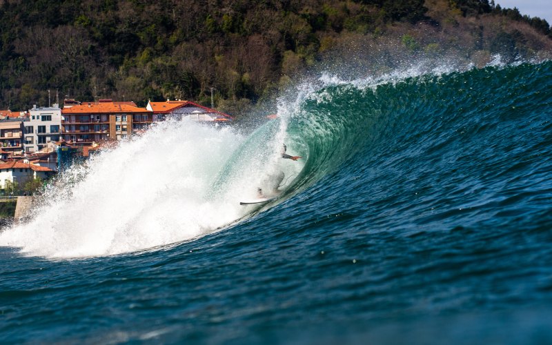 Ola izquierda de Mundaka, Euskadi