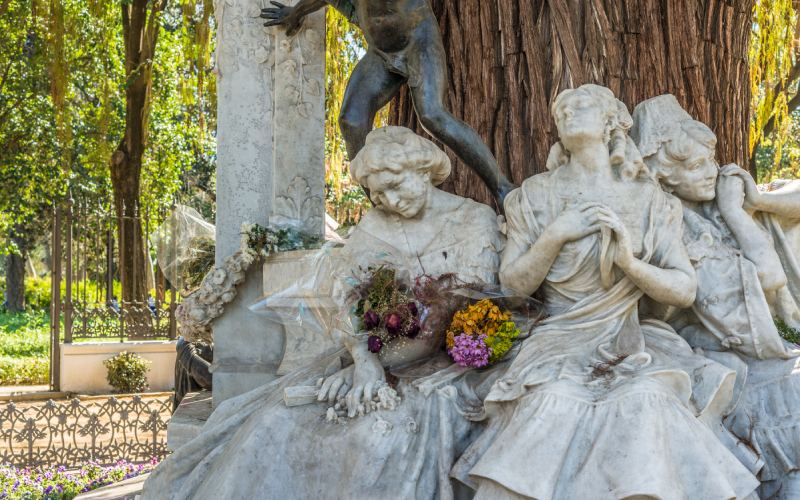 Monumento a Bécquer