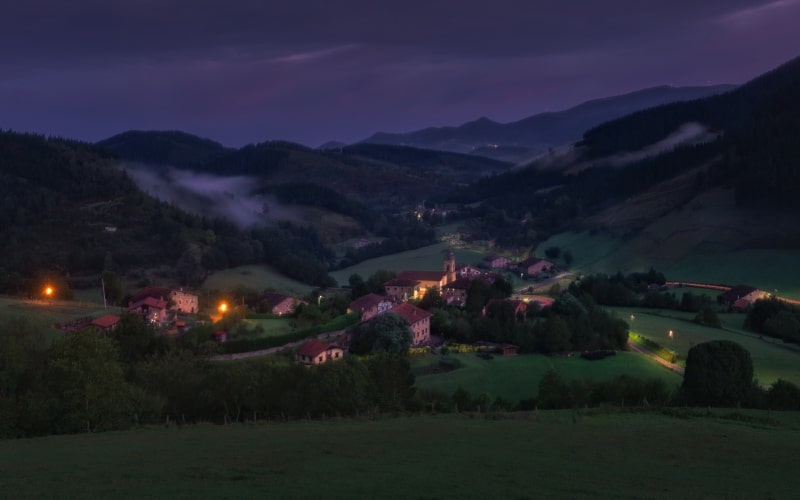 El valle de noche