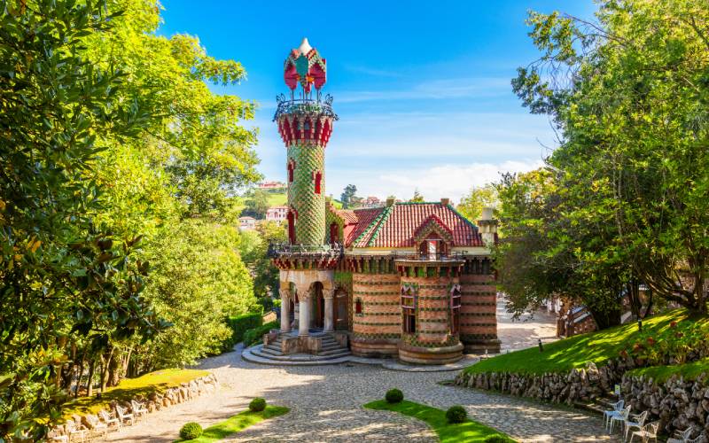 capricho comillas