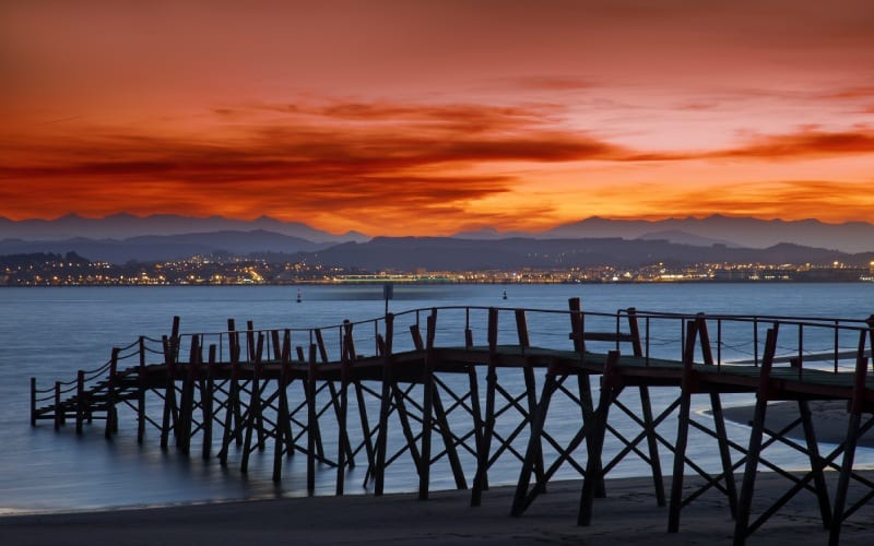 Playa de El Puntal, en la bahía de Santander
