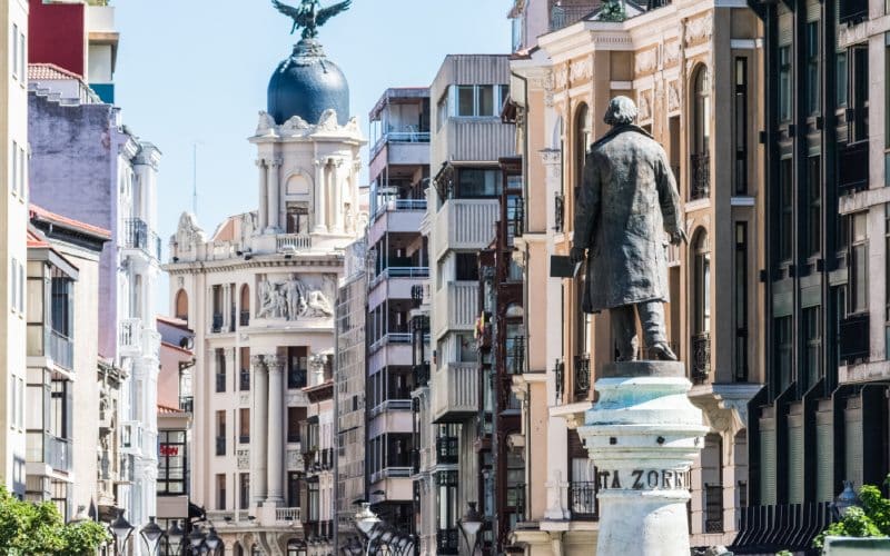 Escultura de José Zorrilla