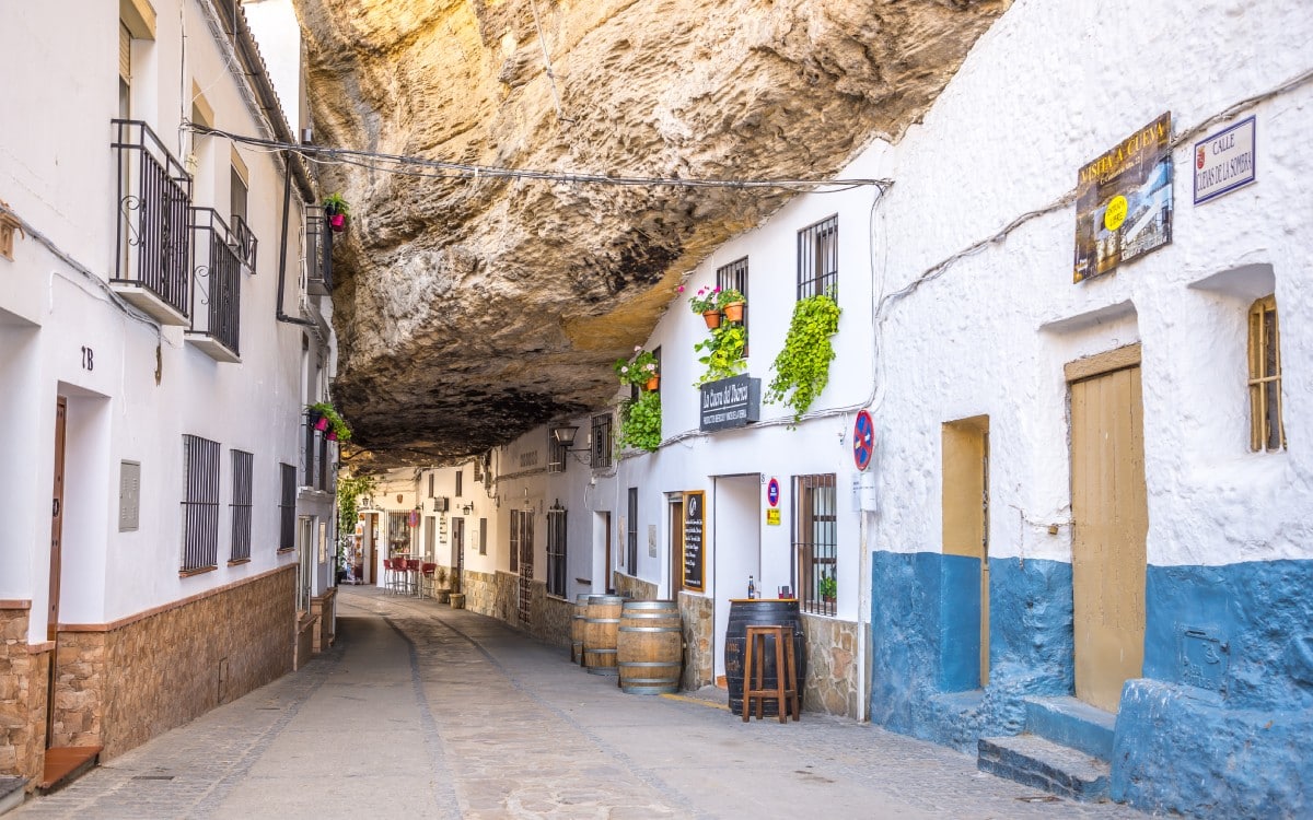Setenil de las Bodegas