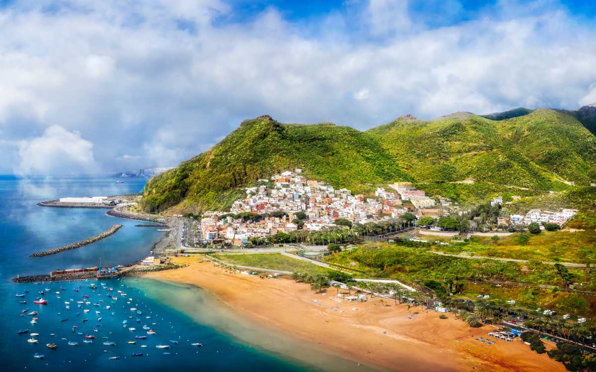 Playa de Las Teresitas