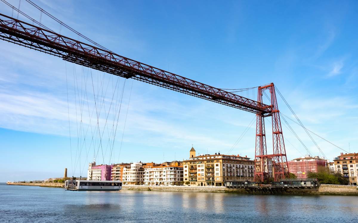 El puente transbordador más antiguo del mundo