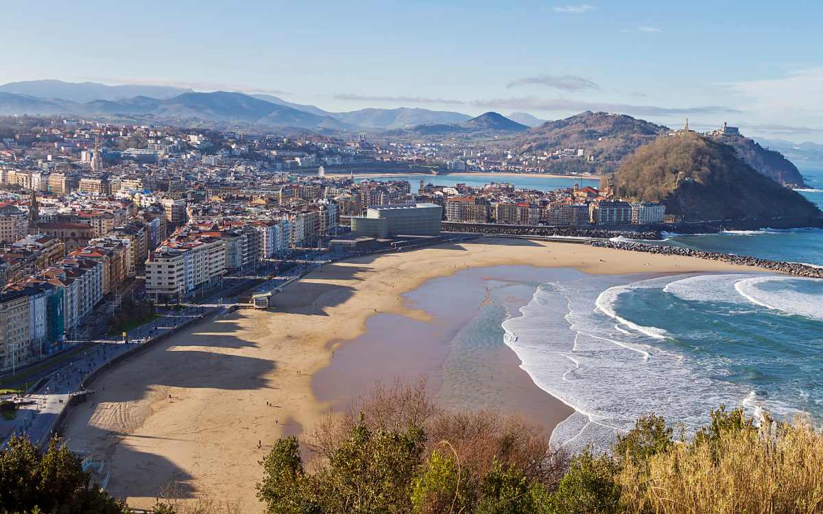 Barrio de Gros y la Playa Zurriola