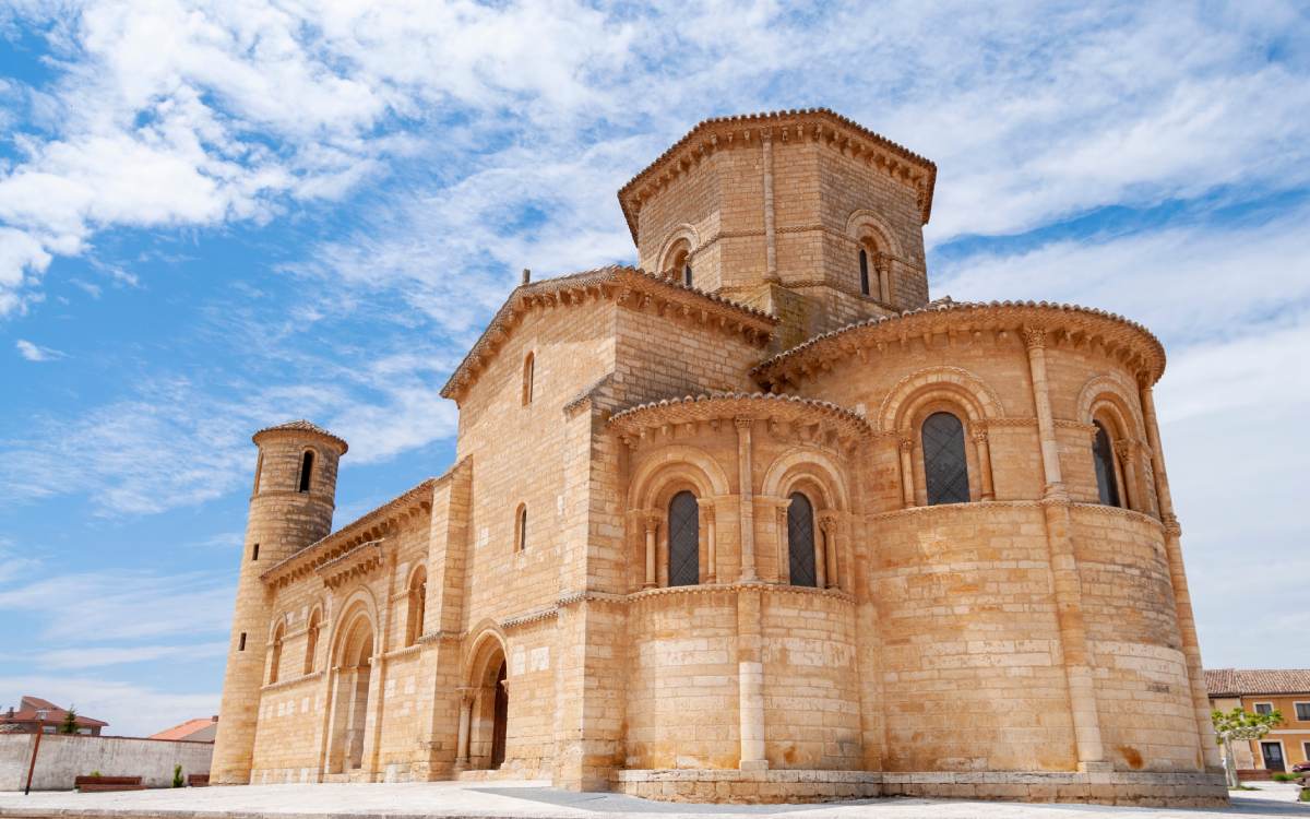 Iglesia de San Martín de Tours