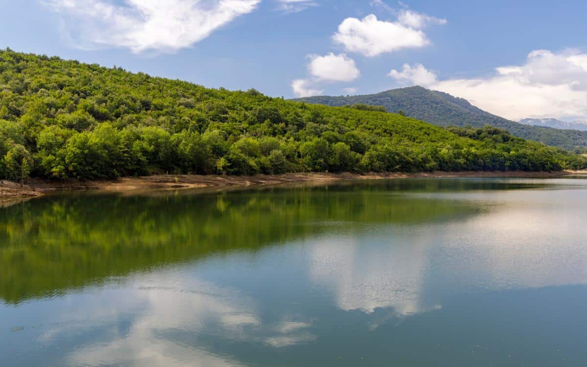 Embalse del Ordunte en el Valle de Mena