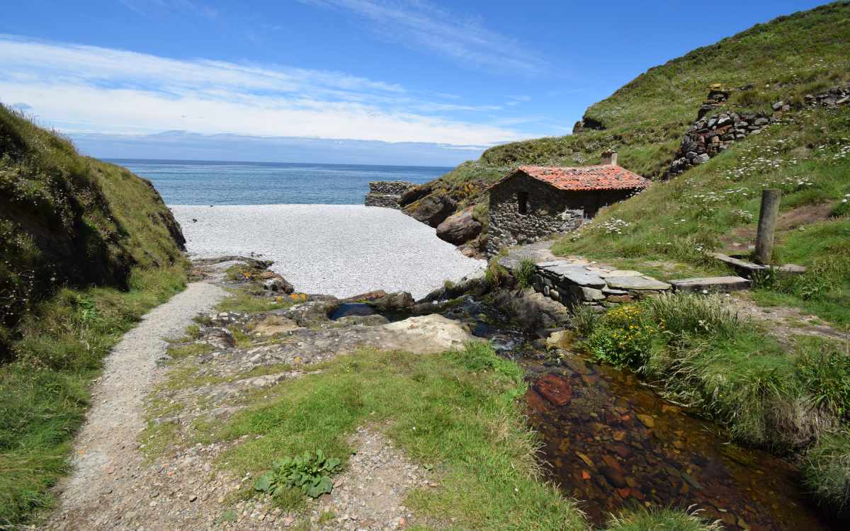 Acceso a la Playa de Vallina