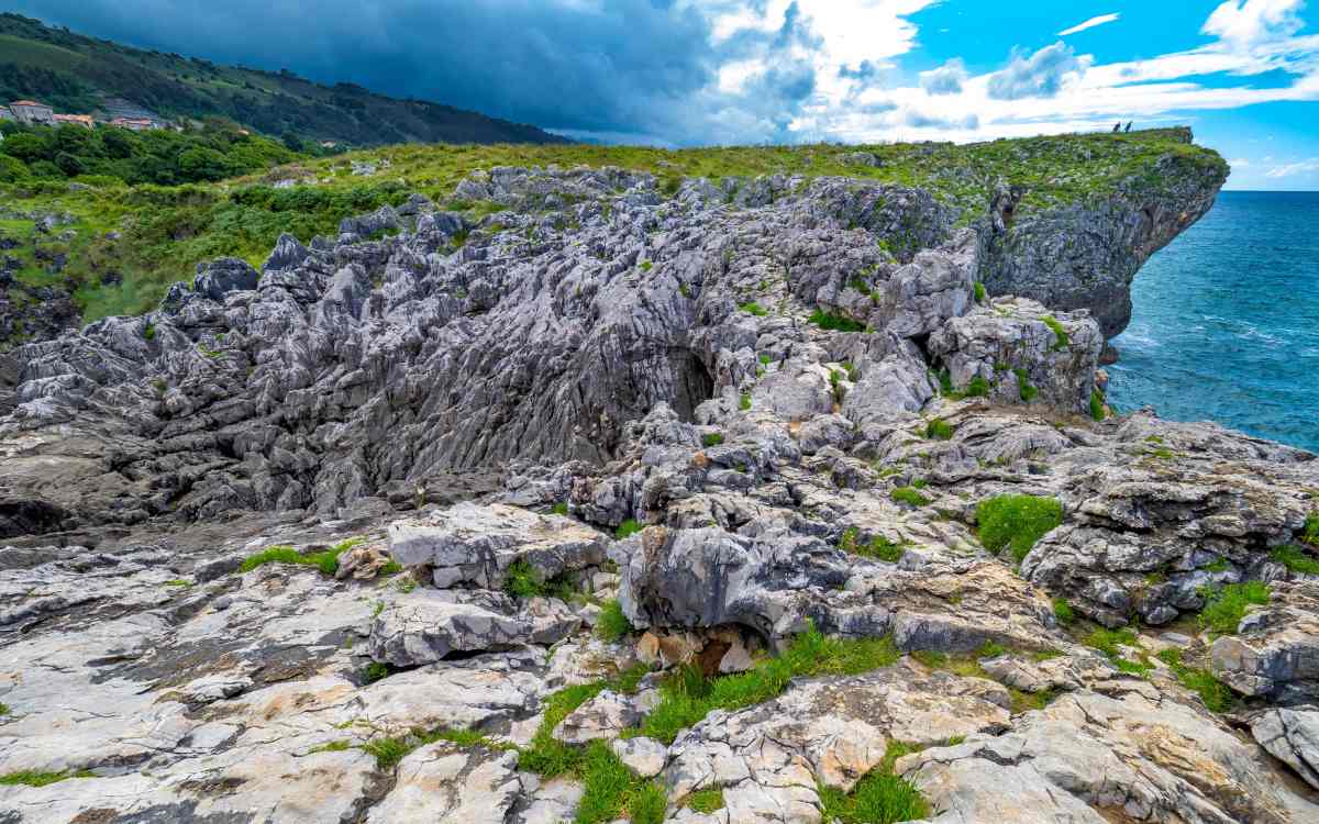 Monumento Natural Complejo de Cobijeru