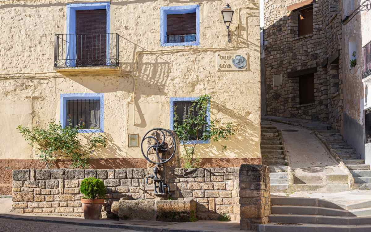 Calle de Goya en Fuendetodos