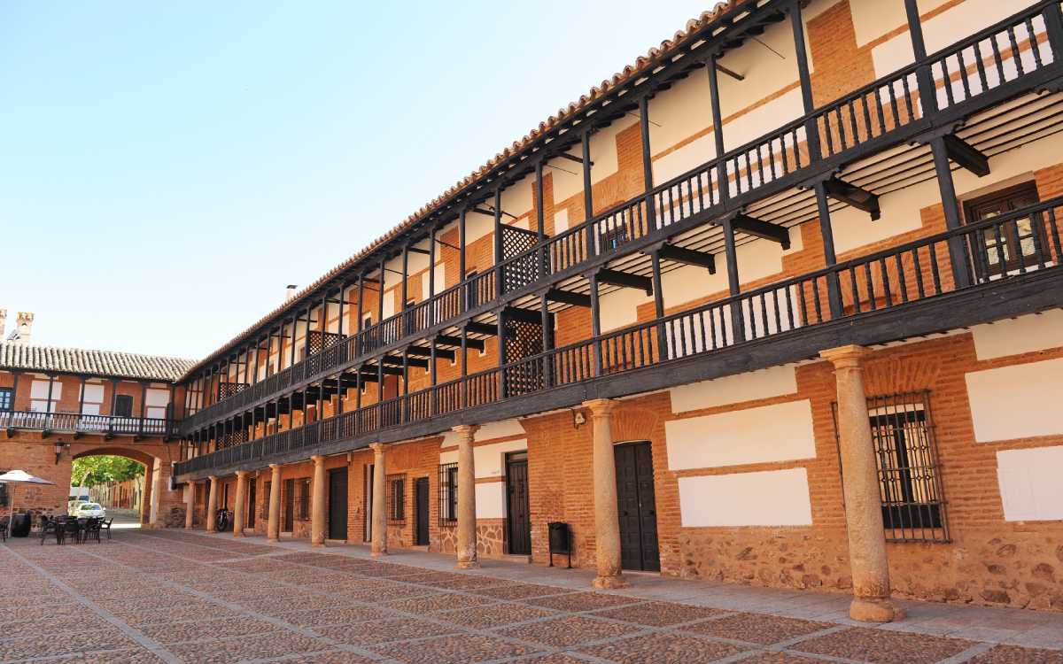 Plaza Mayor de San Carlos del Valle