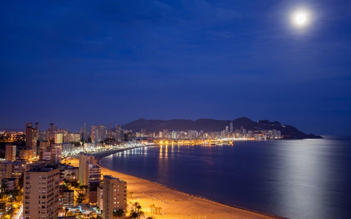 Benidorm de noche