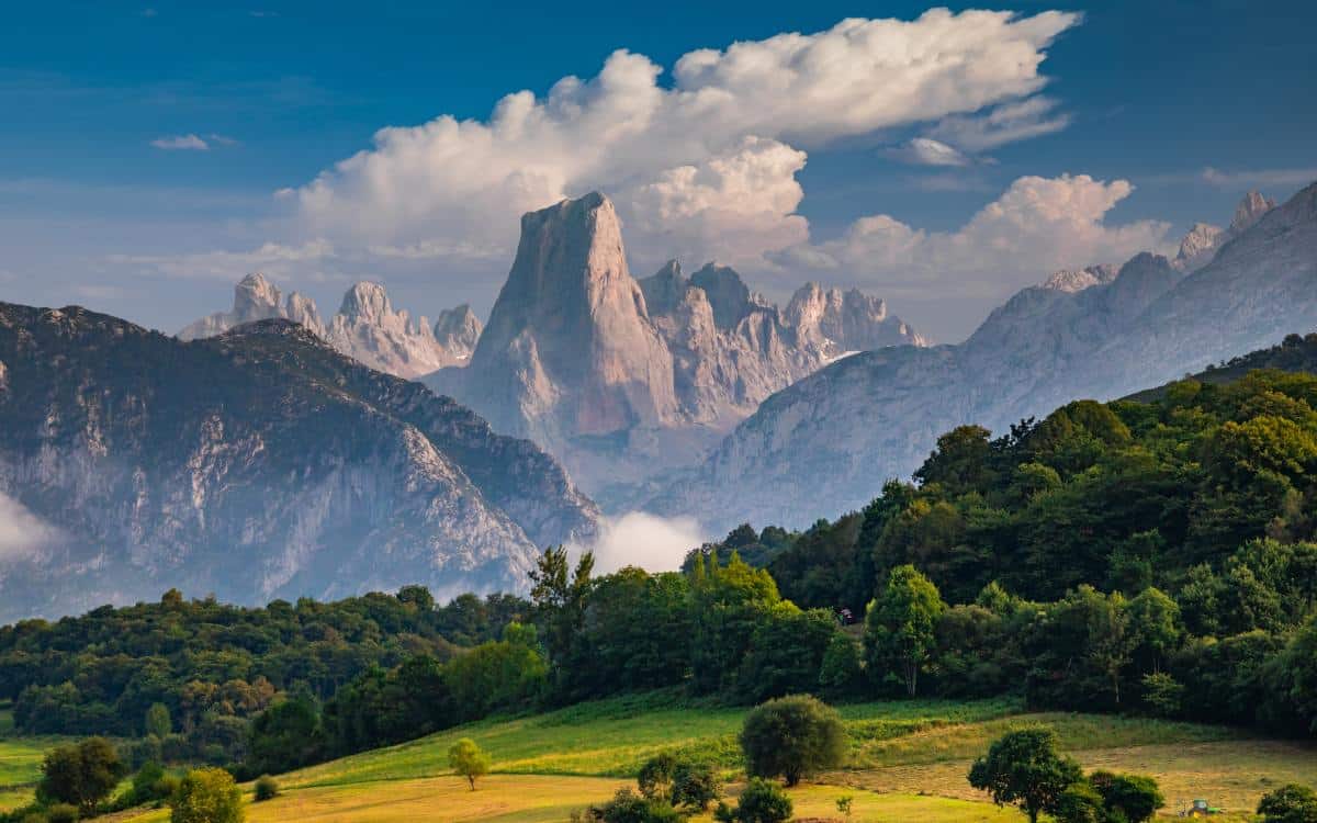 Naranjo de Bulnes.