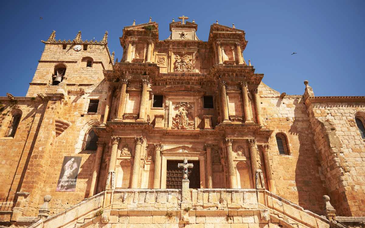 Iglesia de Santa María