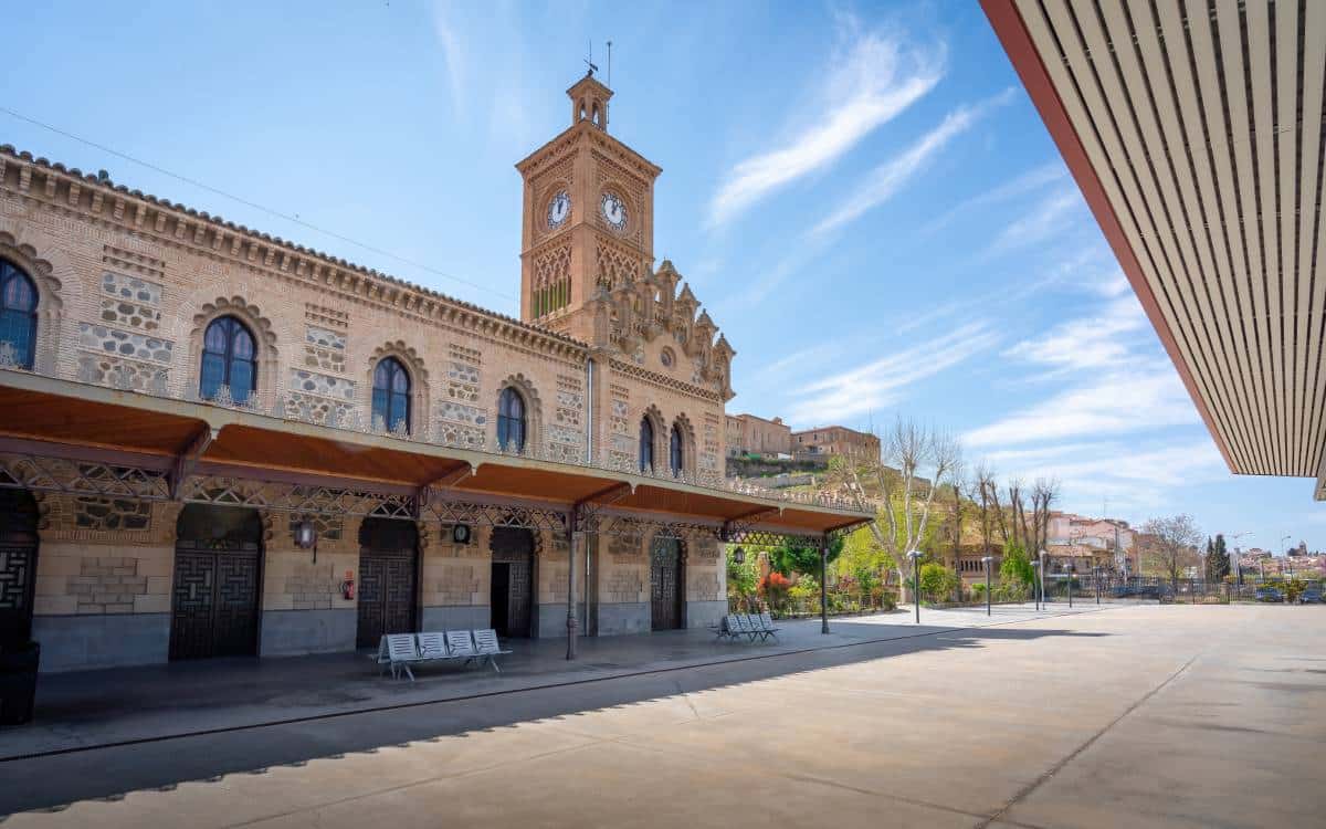 Exterior de la estación de Toledo