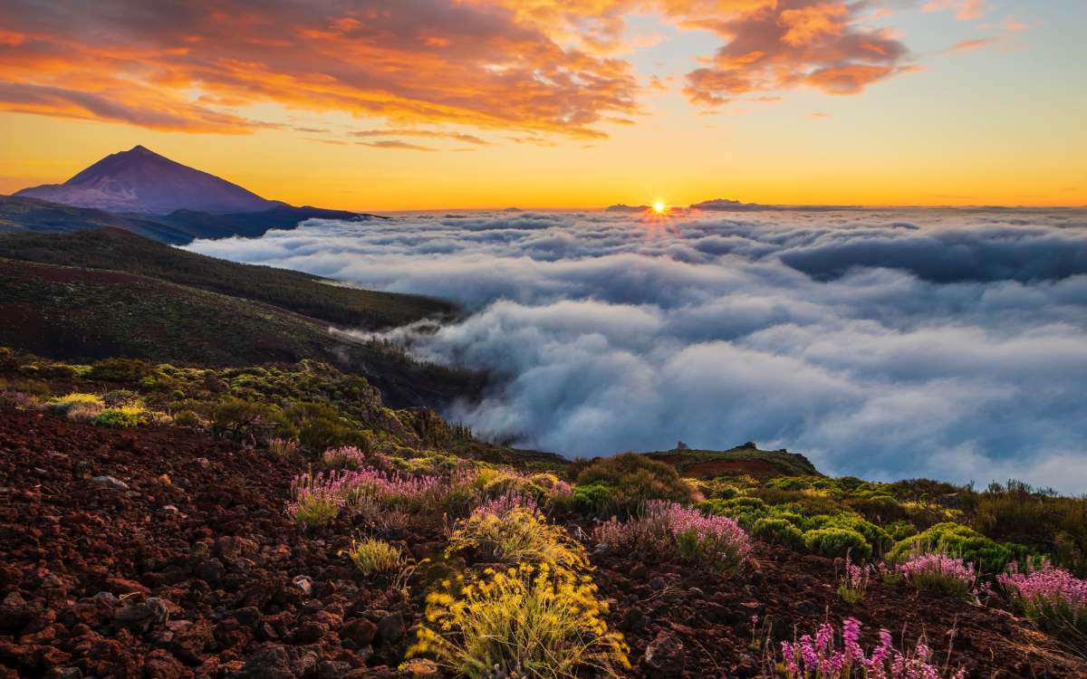 Atardece sobre el Teide