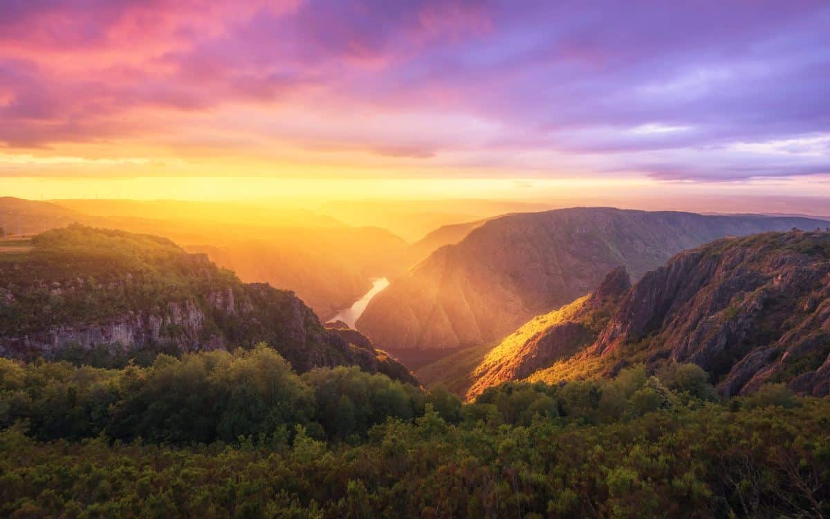 Atardecer en el cañón del Sil