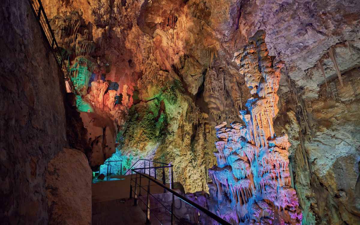 Cuevas del Canelobre