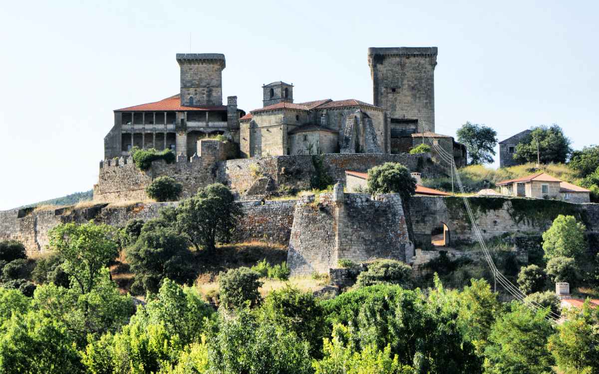 Castillo de Monterrei