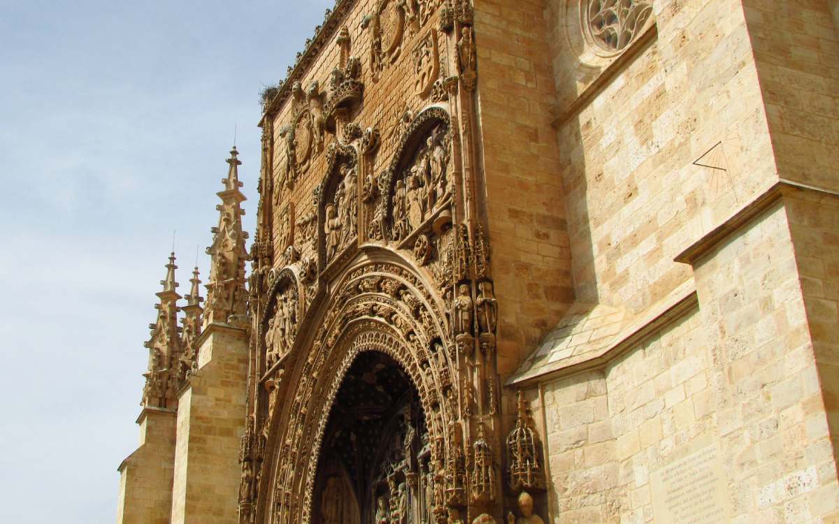 Iglesia de Santa María