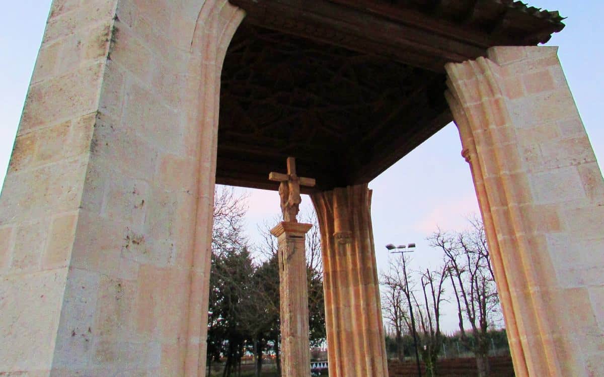 Humilladero de Aranda de Duero al atardecer