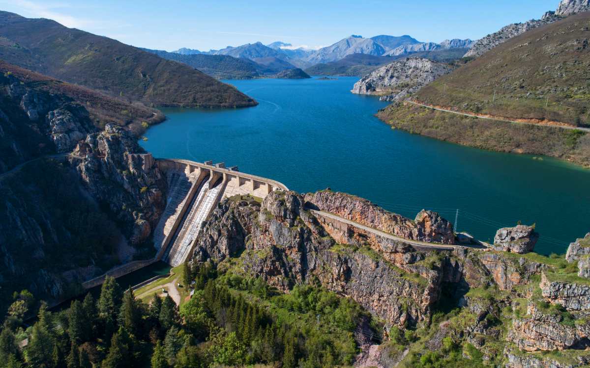 Embalse de Barrios de Luna