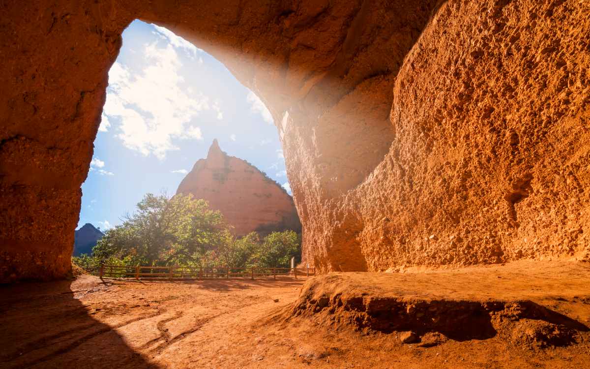 La Cuevona en Las Médulas