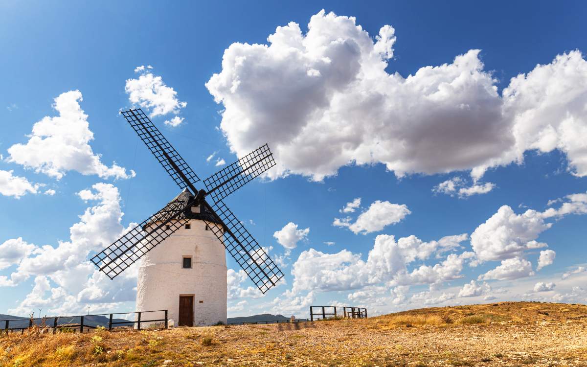 Molino de viento en Ojos Negros