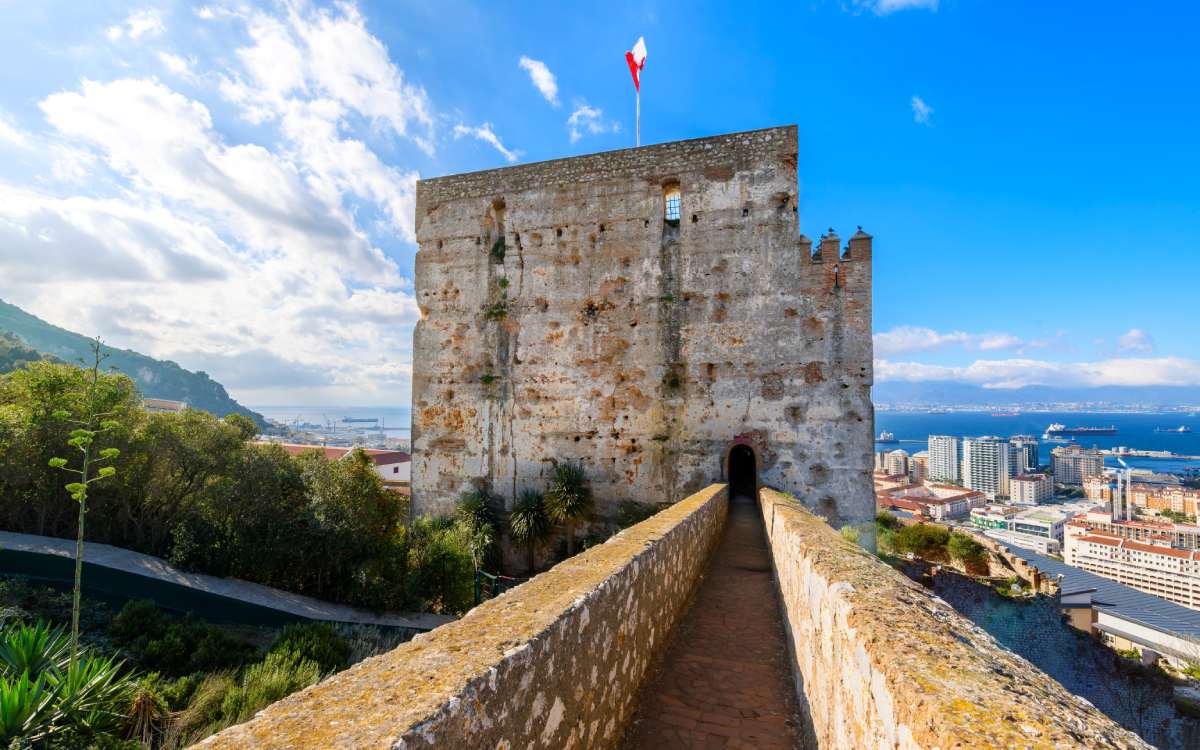 Torre del castillo árabe