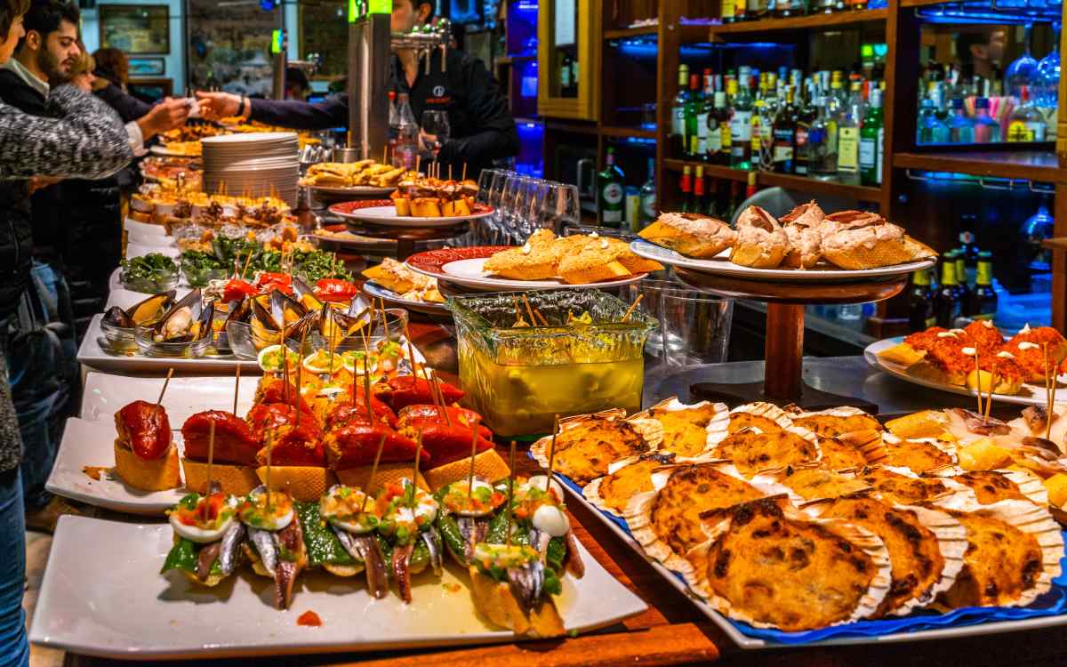 Bar de pintxos en San Sebastián
