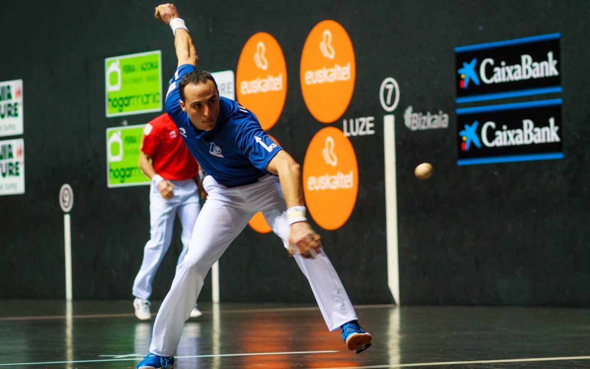 Partido de pelota vasca