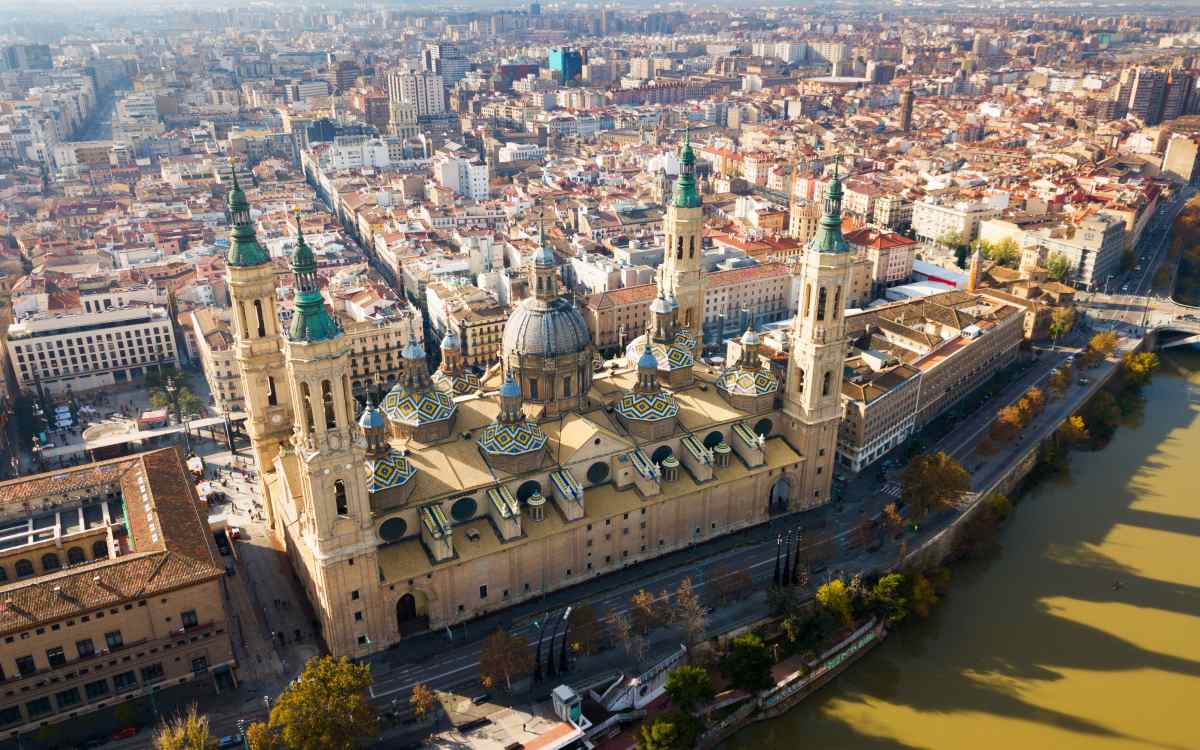 Vista aérea de la Basílica del Pilar