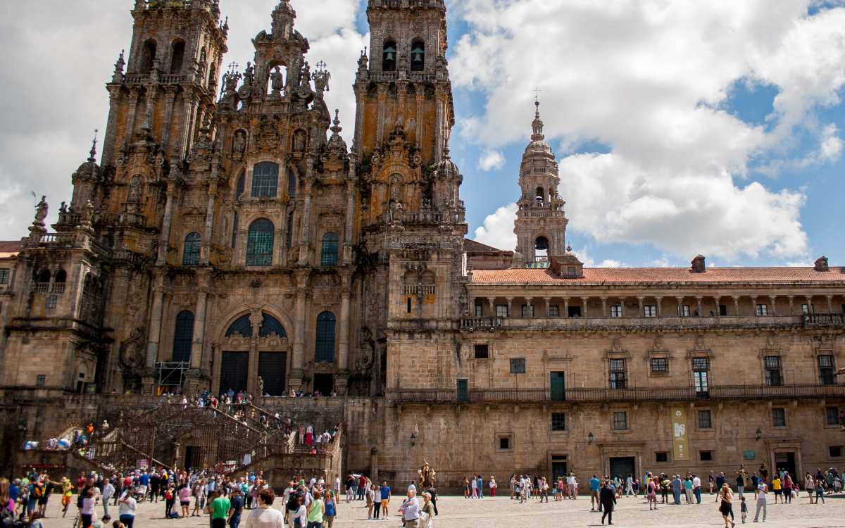 La Catedral de Santiago recibe más visitantes al año que habitantes tiene Galicia