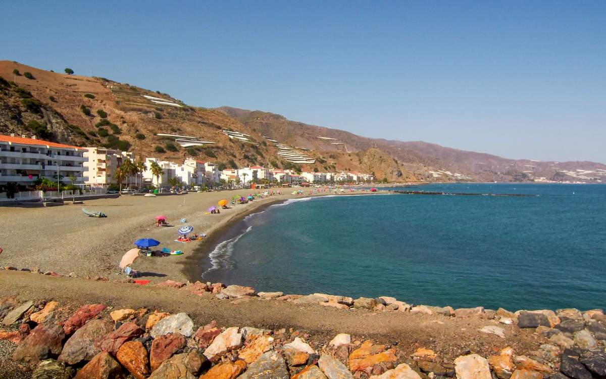 La Mamola