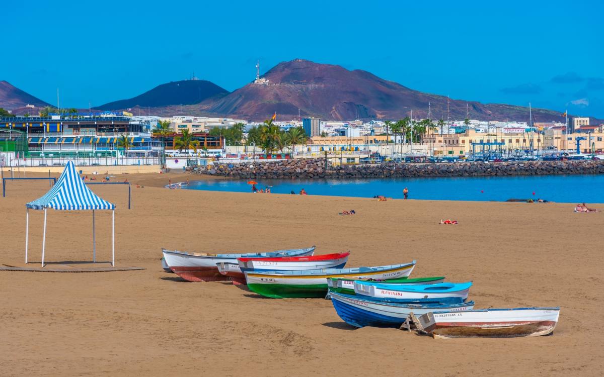 Playa de Las Alcaravaneras, una de las primeras 'smart beaches' en España