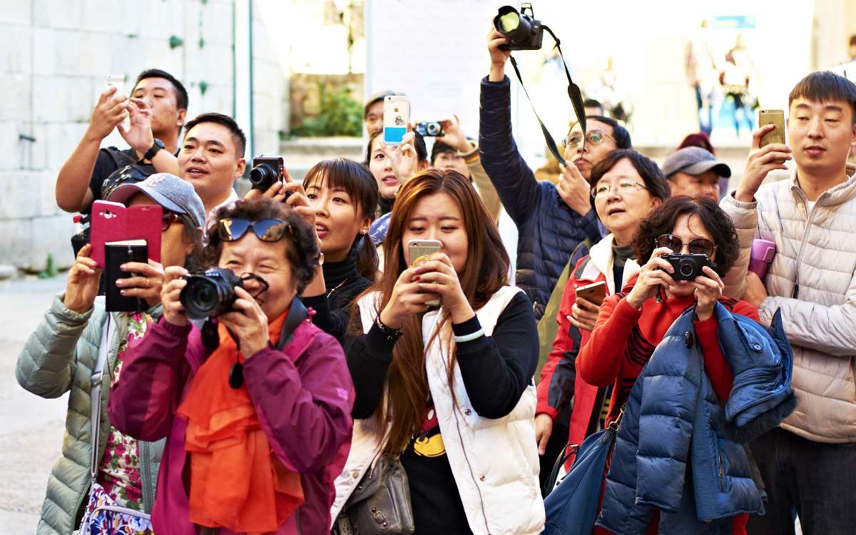 Los chinos gastan más que el resto de turistas internacionales