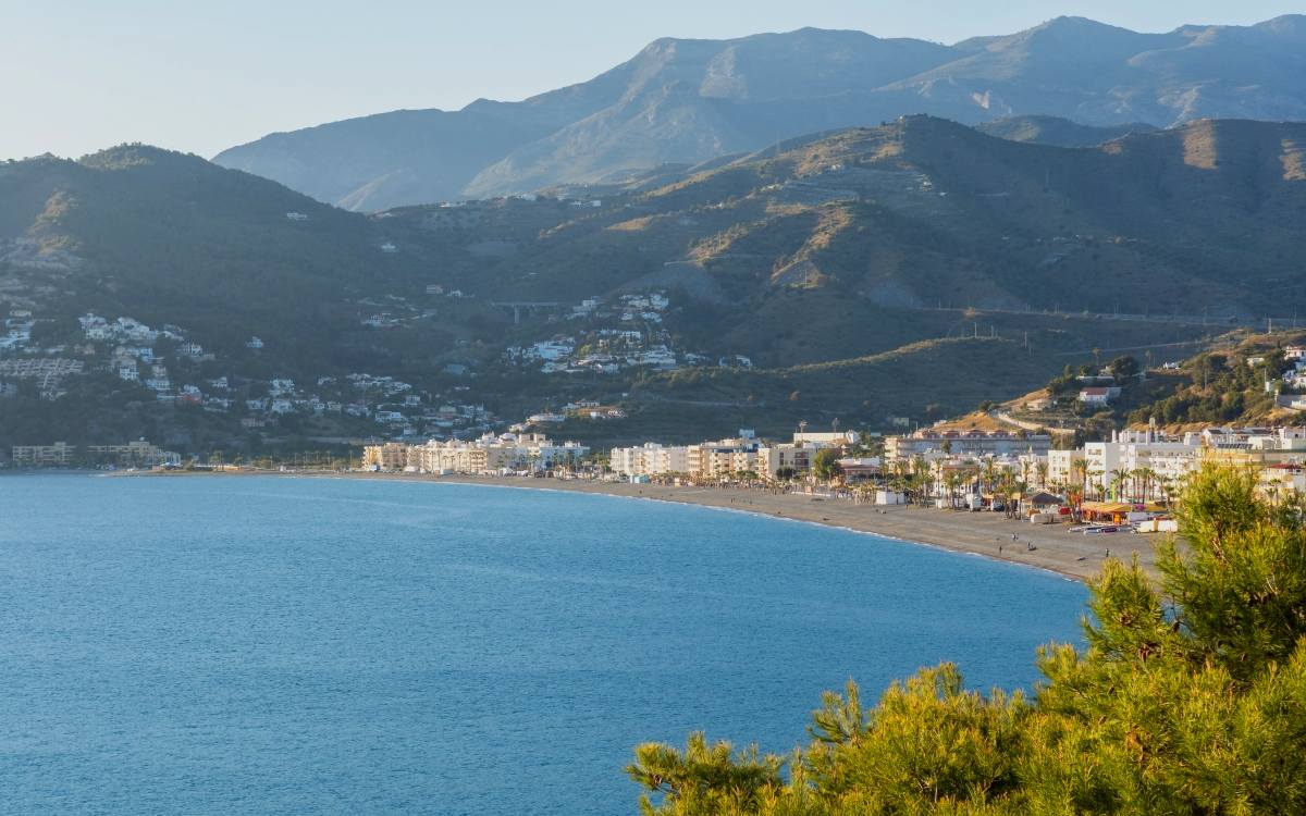 Playa de la Herradura de Almuñécar