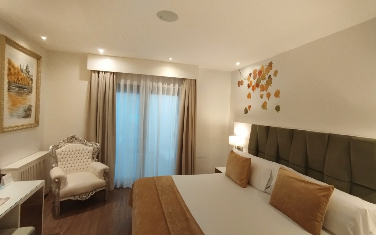 Las habitaciones están decoradas al detalle