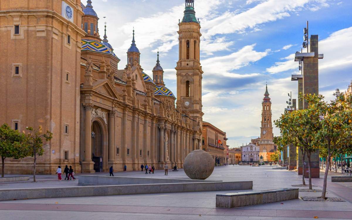 Plaza del Pilar
