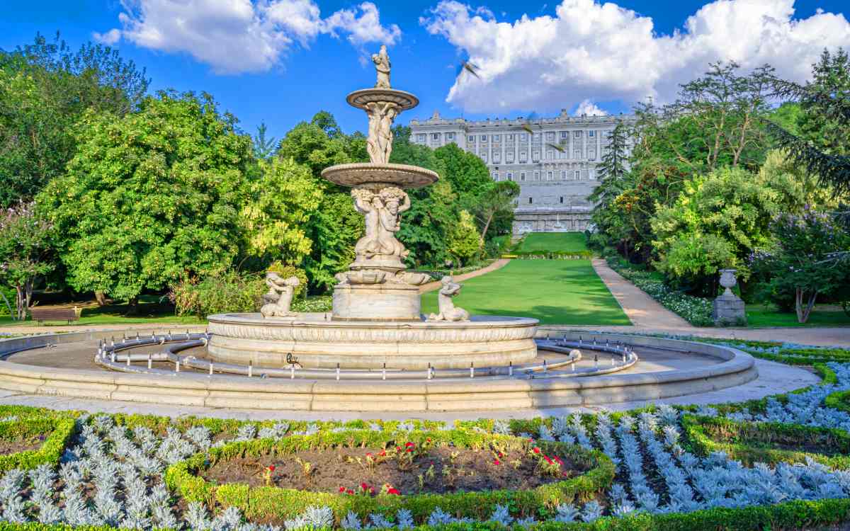 Los jardines del Palacio de Versalles de Madrid
