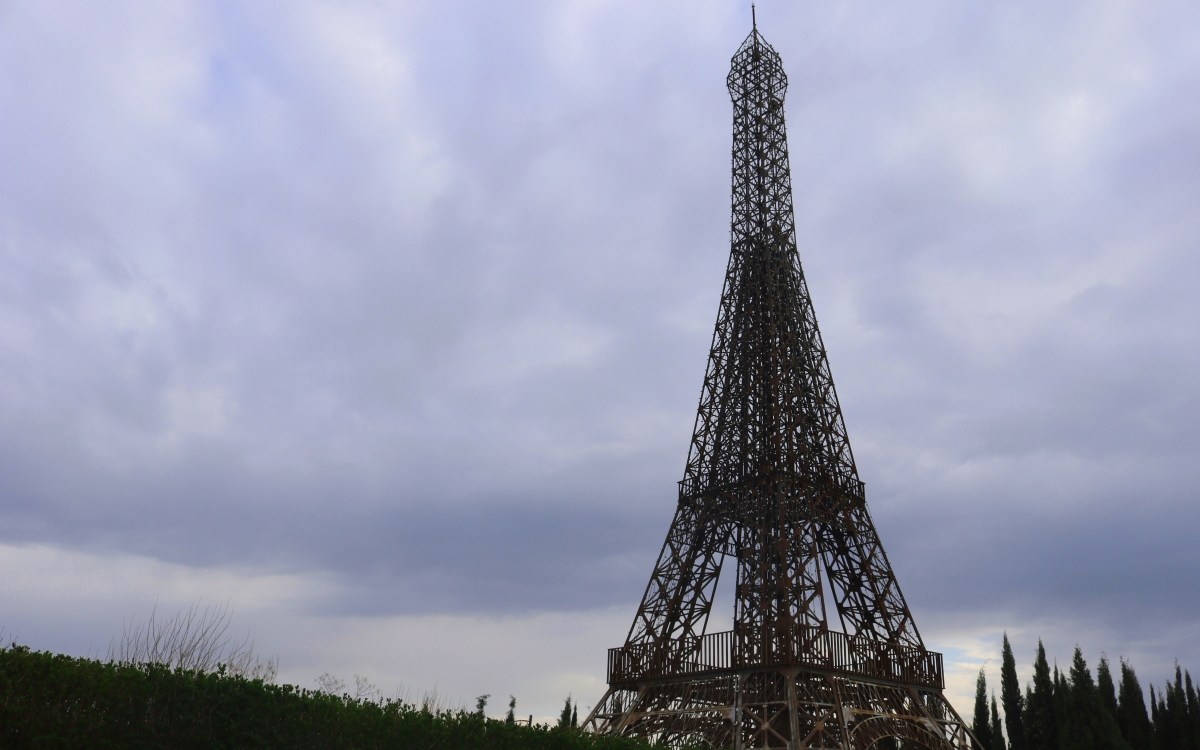 Torre Eiffel del Parque Europa